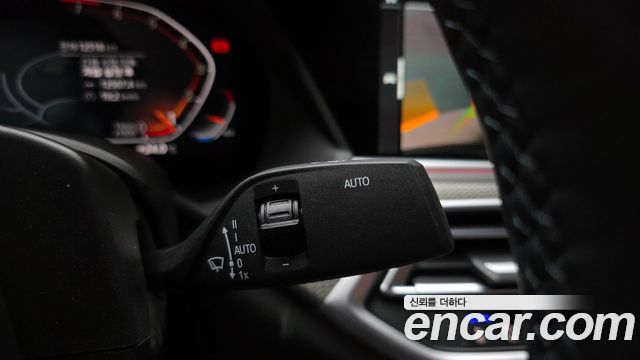 BMW X6 2023 — photo 25