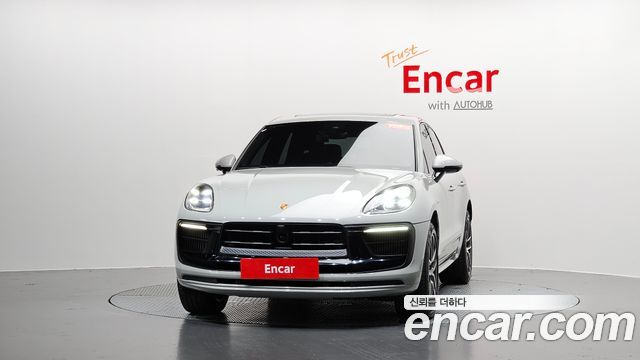 Porsche Macan 2023 — photo 3