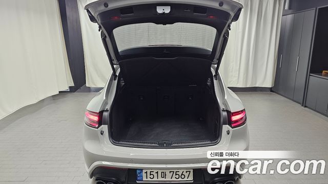 Porsche Macan 2023 — photo 24