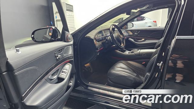 Mercedes-Benz S-Class 2019 — photo 13