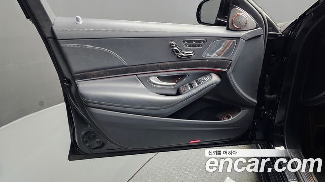 Mercedes-Benz S-Class 2019 — photo 14