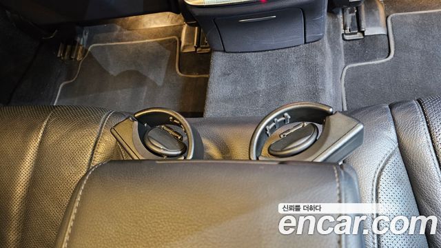 Mercedes-Benz S-Class 2019 — photo 30