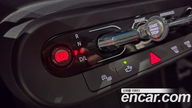 Mini Cooper 2025 — photo 12