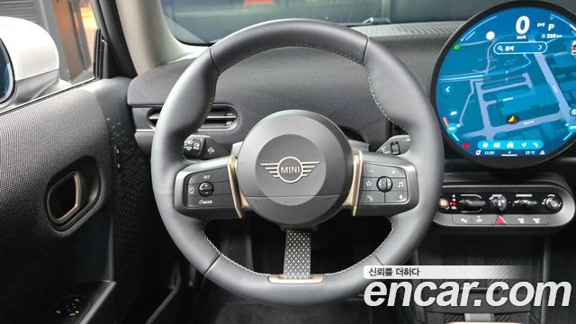 Mini Cooper 2025 — photo 19
