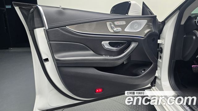 Mercedes-Benz CLS-Class 2019 — photo 14