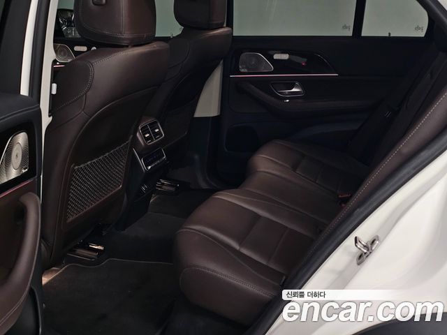 Mercedes-Benz GLE-Class 2022 — photo 6