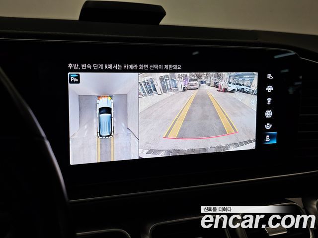 Mercedes-Benz GLE-Class 2022 — photo 11