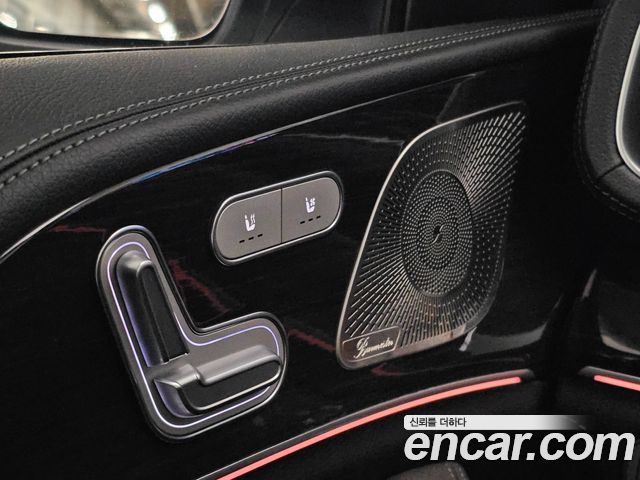 Mercedes-Benz GLE-Class 2022 — photo 17