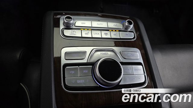 Kia K9 2019 — photo 16