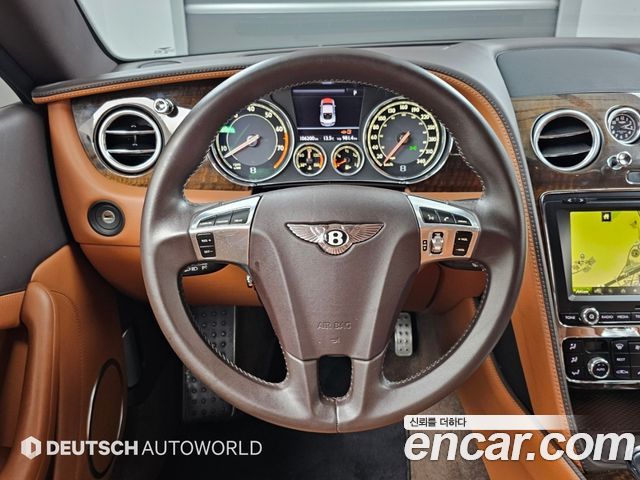 Bentley Continental 2015 — photo 13