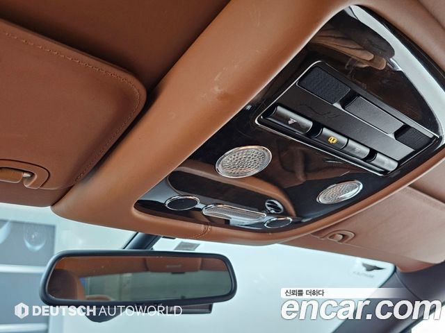 Bentley Continental 2015 — photo 18