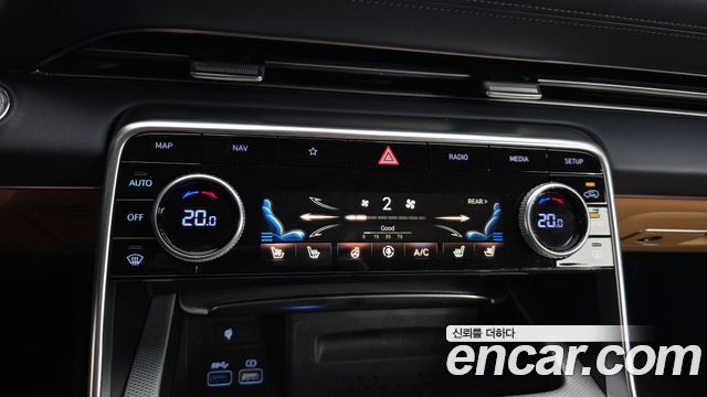 Genesis GV80 2020 — photo 16