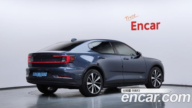 Polestar Polestar 2 2022 — photo 2