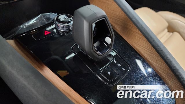 Polestar Polestar 2 2022 — photo 12