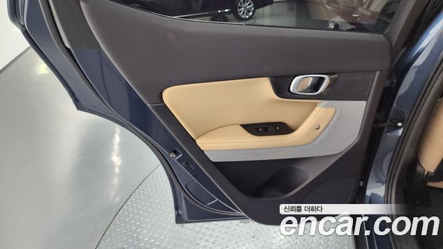 Polestar Polestar 2 2022 — photo 15