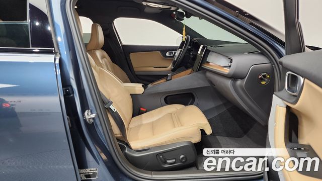 Polestar Polestar 2 2022 — photo 16