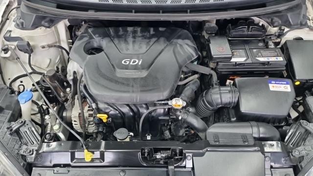 Hyundai AVANTE 2014 — photo 6