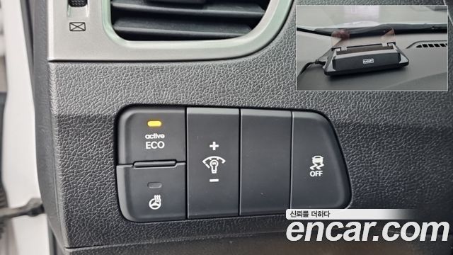Hyundai AVANTE 2014 — photo 15