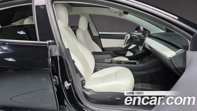Tesla Model 3 2021 — photo 16