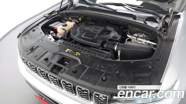 Jeep Cherokee 2021 — photo 6