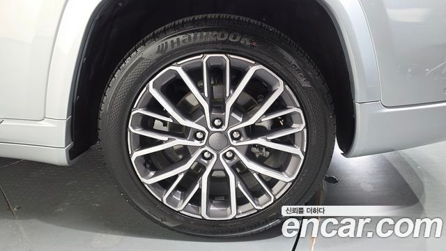 Jeep Cherokee 2021 — photo 7