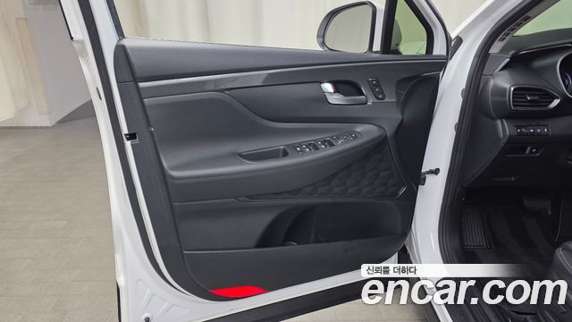 Hyundai Santafe 2022 — photo 14
