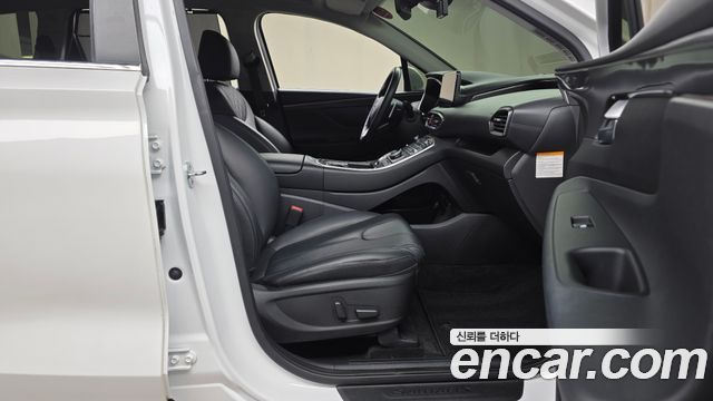 Hyundai Santafe 2022 — photo 16