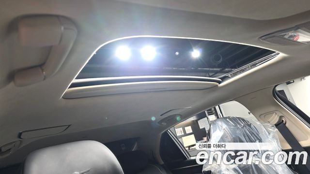 Genesis G90 2019 — photo 24