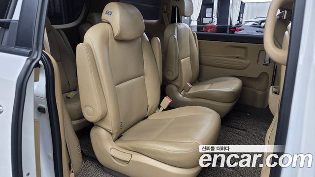 Kia Canival 2019 — photo 9