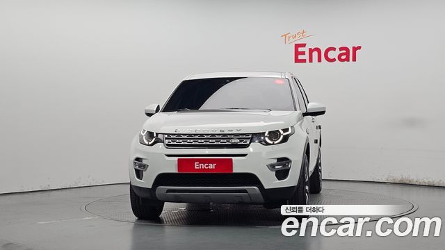 Land Rover Discovery Sport 2017 — photo 3