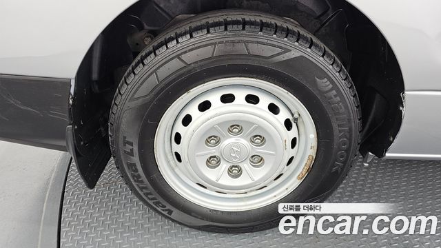 Hyundai Starex 2019 — photo 5