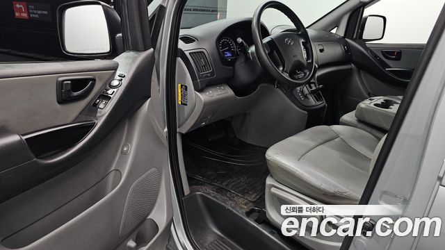 Hyundai Starex 2019 — photo 10