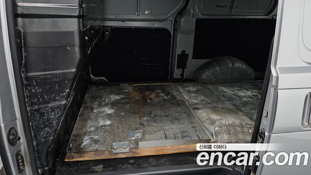 Hyundai Starex 2019 — photo 11
