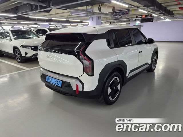 Kia EV3 2025 — photo 4