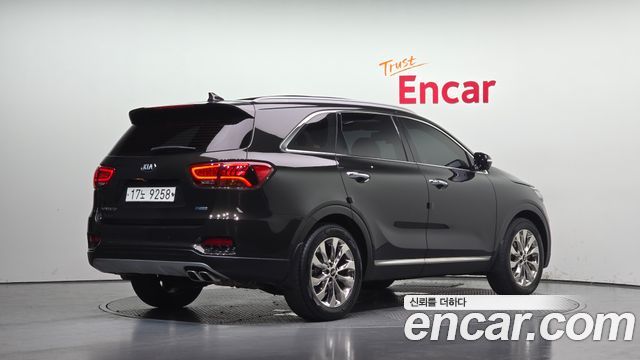 Kia Sorento 2018 — photo 2