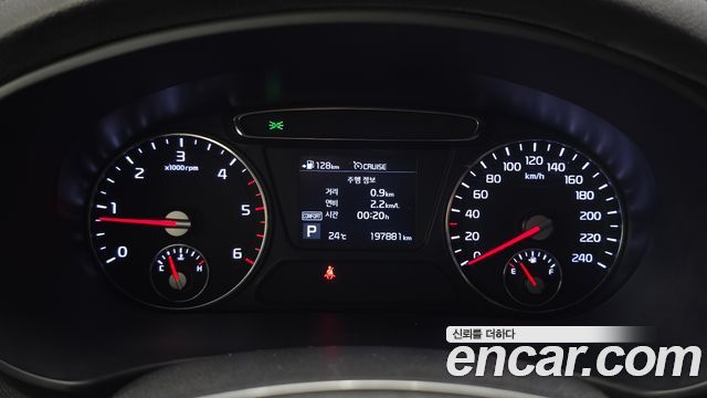 Kia Sorento 2018 — photo 8