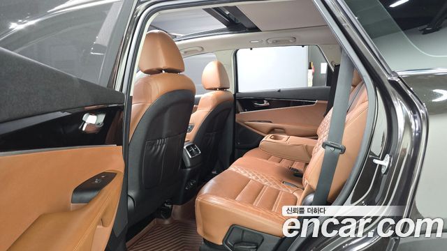 Kia Sorento 2018 — photo 11