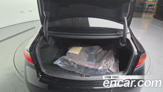 Kia K7 2016 — photo 20