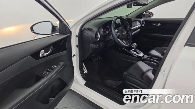 Kia K3 2024 — photo 13
