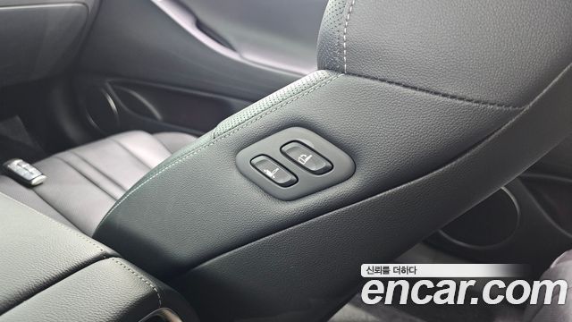 Genesis G80 2021 — photo 33