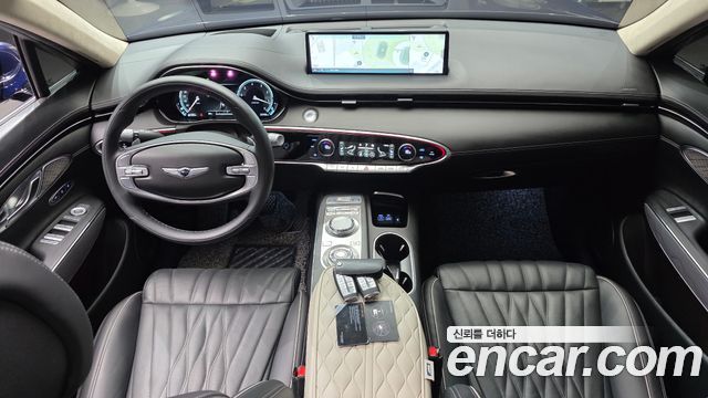 Genesis GV70 2021 — photo 10