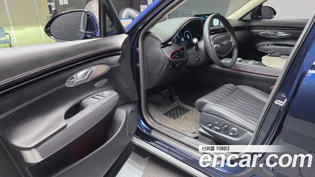 Genesis GV70 2021 — photo 13