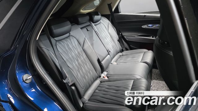 Genesis GV70 2021 — photo 17
