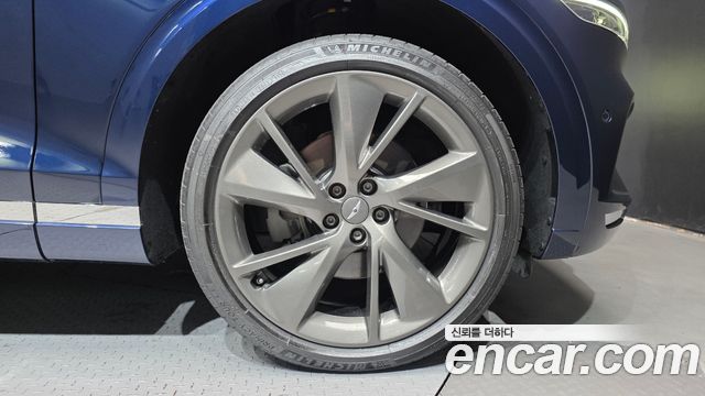 Genesis GV70 2021 — photo 7