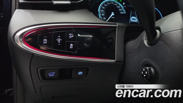 Genesis GV70 2021 — photo 27