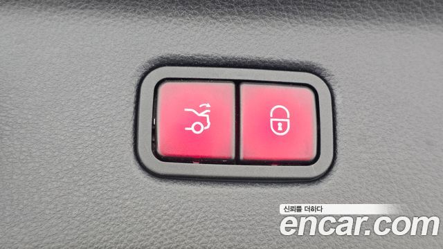 Mercedes-Benz S-Class 2023 — photo 18