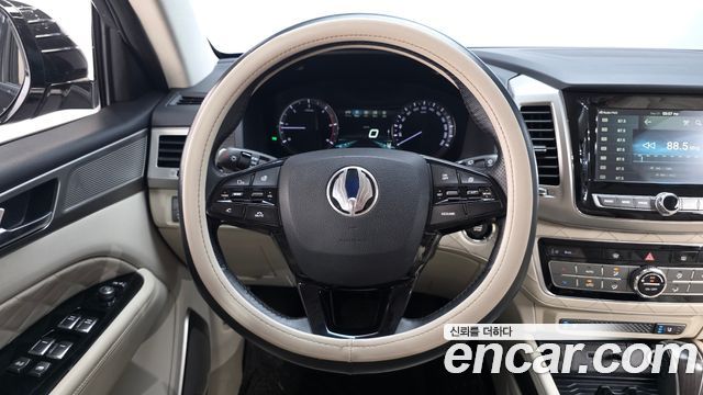 KG Mobility Rexton 2018 — photo 13