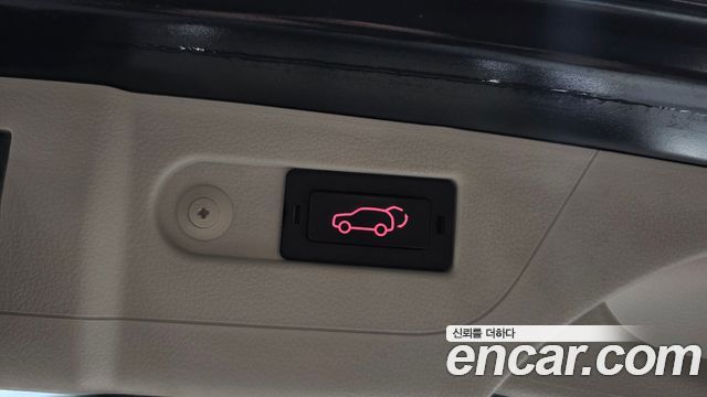 KG Mobility Rexton 2018 — photo 19