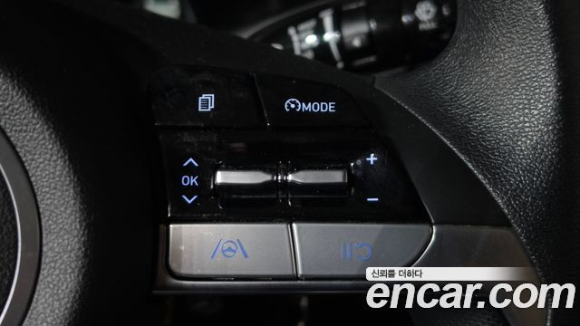 Hyundai AVANTE 2021 — photo 21
