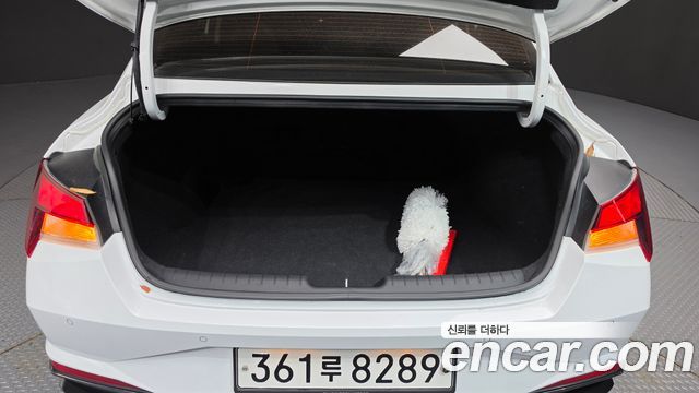 Hyundai AVANTE 2021 — photo 29